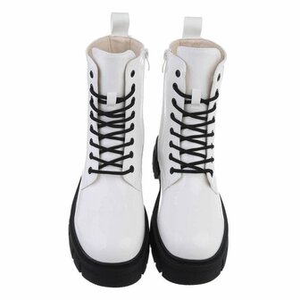 Dames veterboots / laarsjes met veters - lak wit