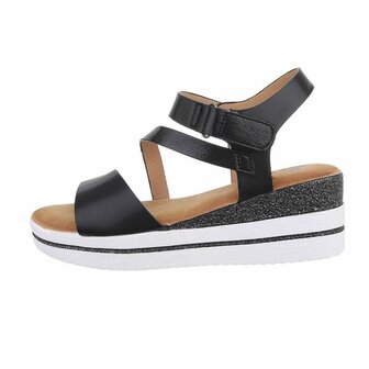 Dames wedge sandalen met sleehakken - zwart