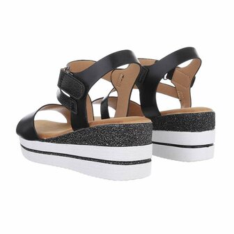 Dames wedge sandalen met sleehakken - zwart