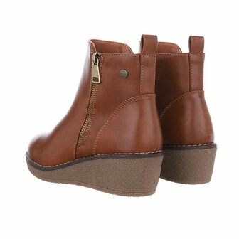 Dames wedge enkellaazen / laarsjes met sleehakken - camel bruin