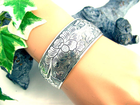 Dames armband / slavenarmband - bloemen