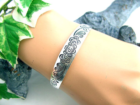 Dames armband / slavenarmband - bloemen