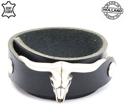 Brede armband echt leder met buffalo skull (handmade in Holland) - zwart