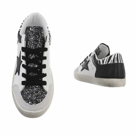 Dames sneakers / lage gympen met ster - zwart / zebraprint