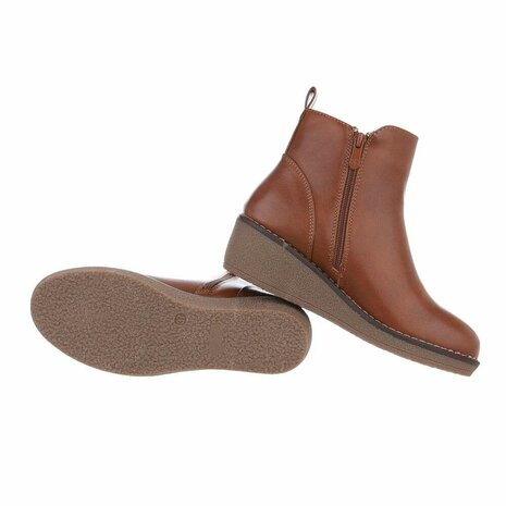 Dames wedge enkellaazen / laarsjes met sleehakken - camel bruin