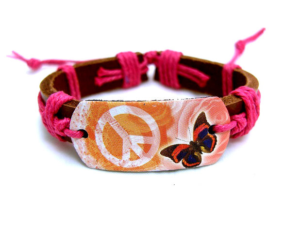 Dames armband echt leder met print - vlinder / peace