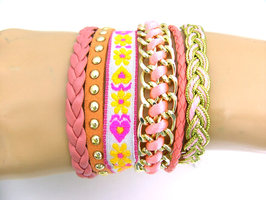 Brazilian bracelet / Hipanema Style Ibiza armband - roze