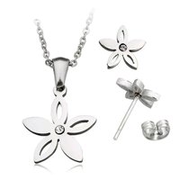 Set ketting & oorbellen edelstaal - bloem / zilver